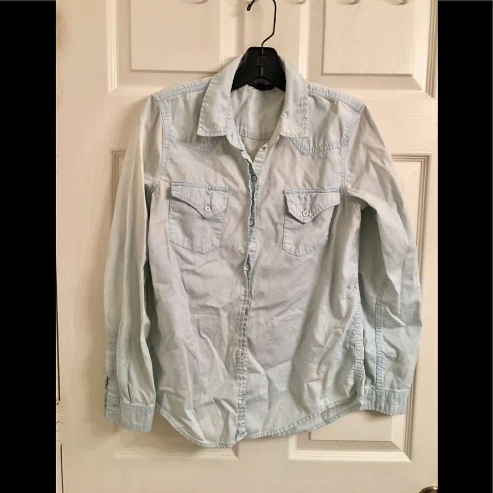 Victoria’s secret chambray blue shirt top